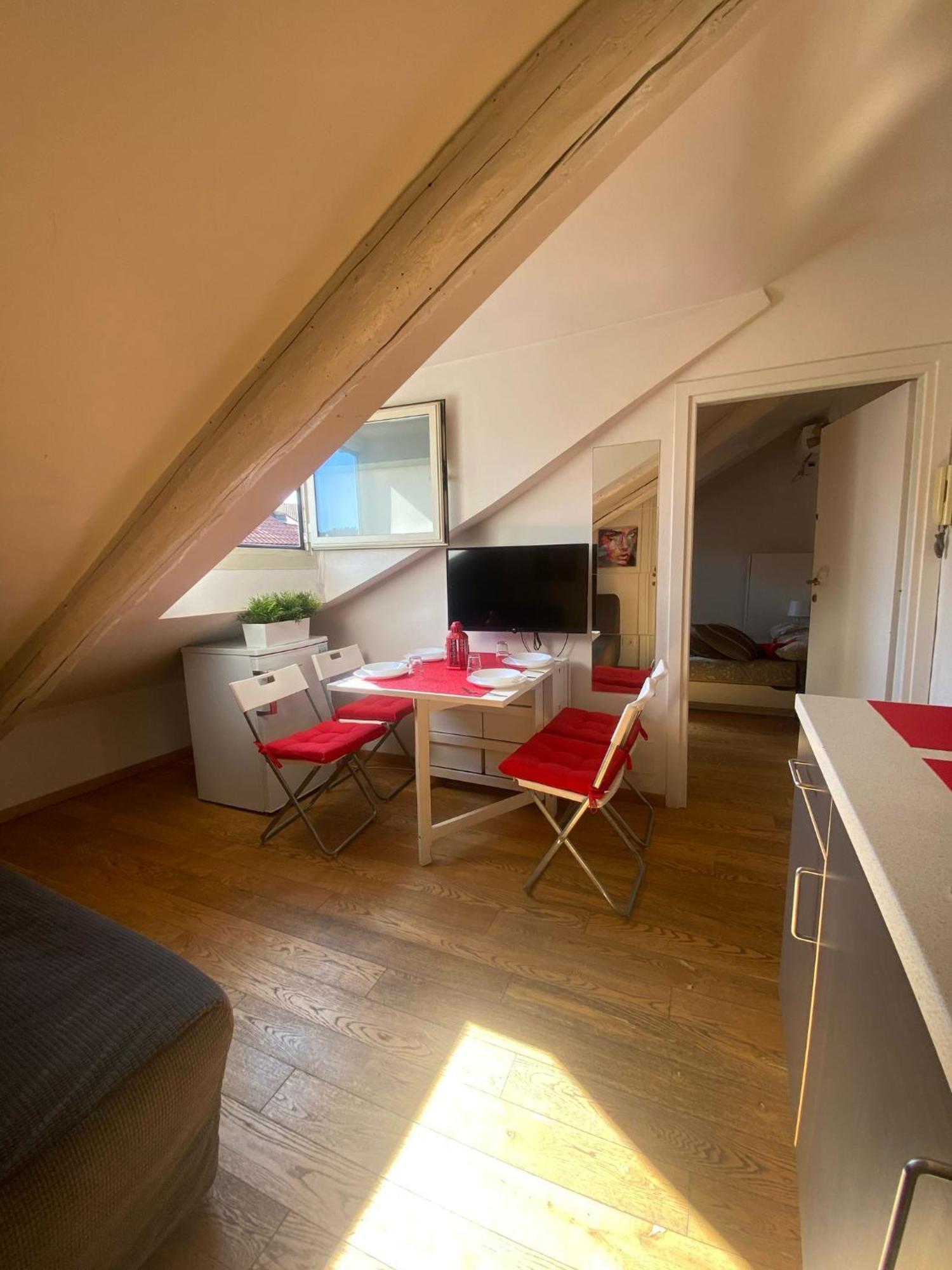 Casa Breton Apartment Торино Екстериор снимка